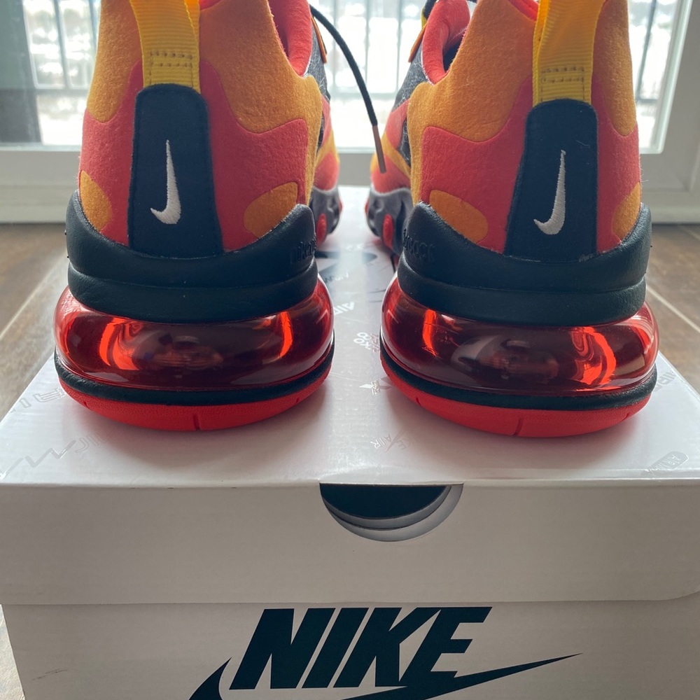 Nike Air Max 270 React Mens CZ9267-001 Black Chile - Picture 4 of 6